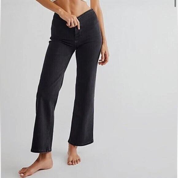 Free People We the Free Isla Slim Straight‎ Jeans Black Size 29 Bootcut Pull On - Picture 1 of 11